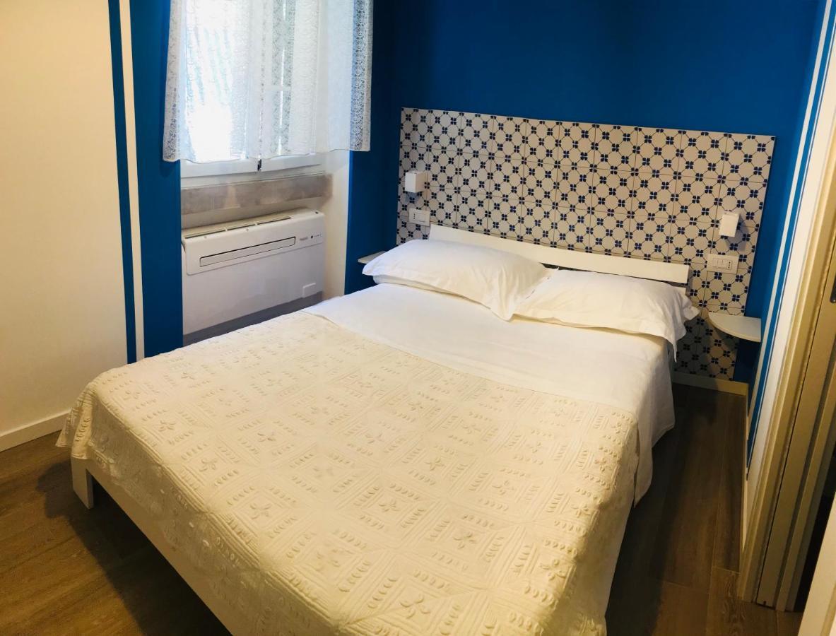 باري B&B Via Dell'Azzurra المظهر الخارجي الصورة